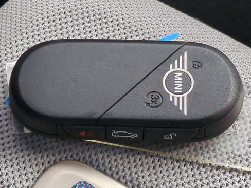 Used 2025 MINI Cooper S image 36