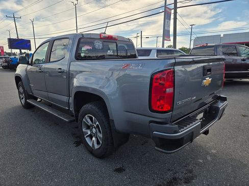 Used 2018 Chevrolet Colorado Z71 AWD/4WD image 7
