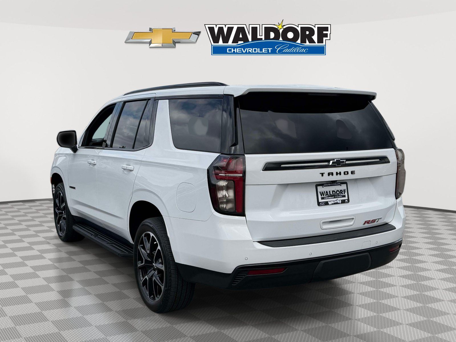 Used 2023 Chevrolet Tahoe RST AWD/4WD image 4