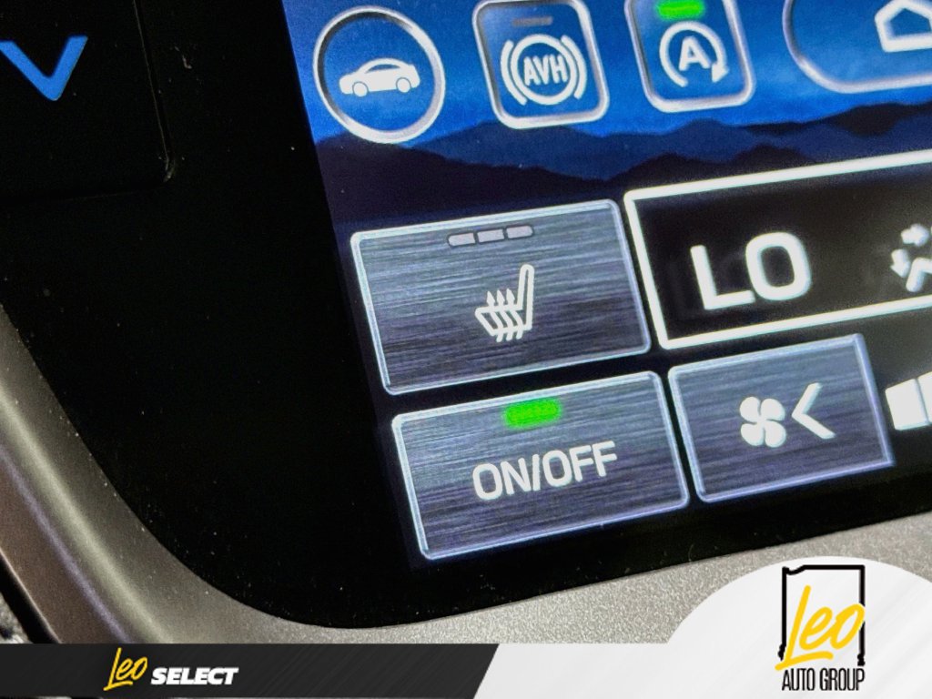 Used 2025 Subaru Outback Onyx Edition AWD/4WD image 23