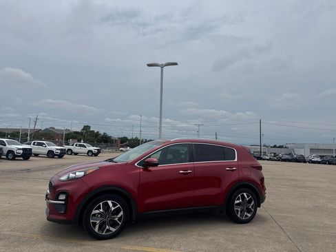 Used 2020 Kia Sportage EX FWD image 12
