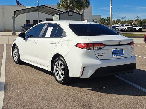 Certified 2023 Toyota Corolla LE image 4
