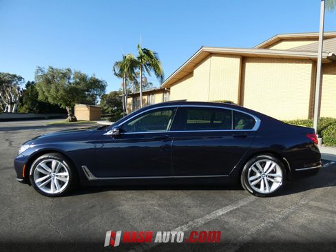 Used 2016 BMW 750i xDrive AWD/4WD image 14