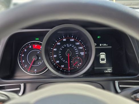 Used 2023 Hyundai Elantra SEL image 20