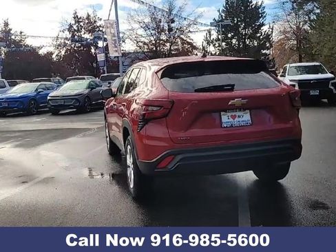 New 2026 Chevrolet Trax LS image 9