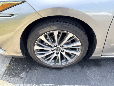 Used 2021 Lexus ES 350 w/ Premium Package FWD image 28