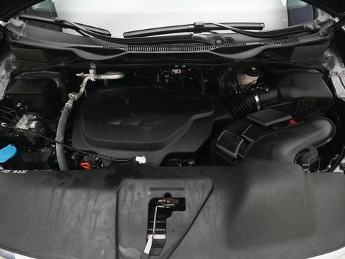 Certified 2023 Honda Odyssey Touring image 3