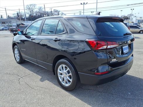 Used 2023 Chevrolet Equinox LS w/ Driver Confidence II Package image 6