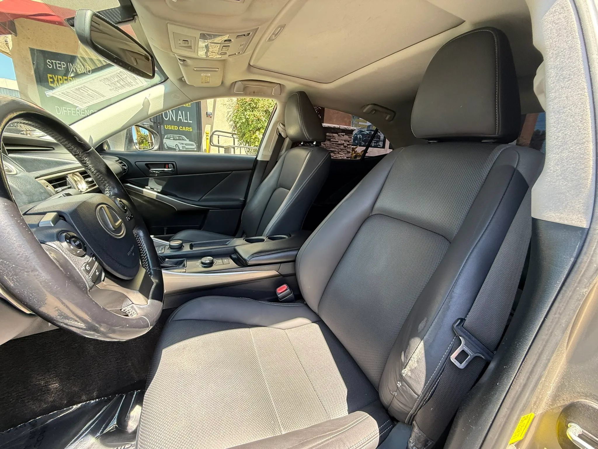 Used 2016 Lexus IS 200t RWD image 11
