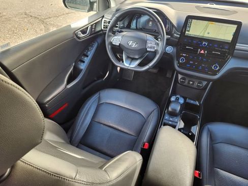 Used 2020 Hyundai Ioniq Limited image 13