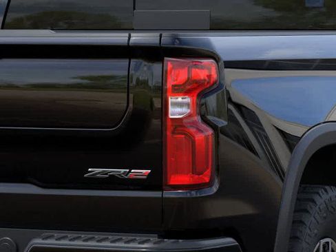 New 2026 Chevrolet Silverado 1500 ZR2 image 11