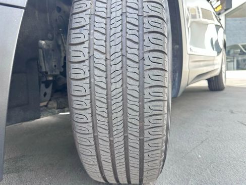 Used 2018 GMC Terrain SLE FWD image 46