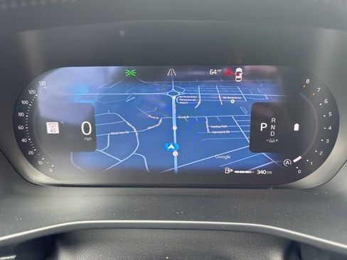 Certified 2025 Volvo XC40 B5 Core AWD/4WD image 23