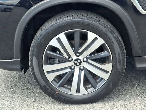 Used 2025 Mitsubishi Outlander Sport SE AWD/4WD image 10