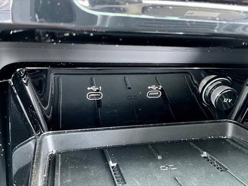 Used 2025 Audi Q5 Premium image 26