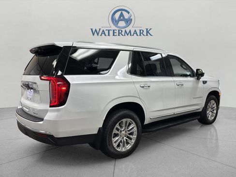 Used 2024 GMC Yukon SLT AWD/4WD image 5