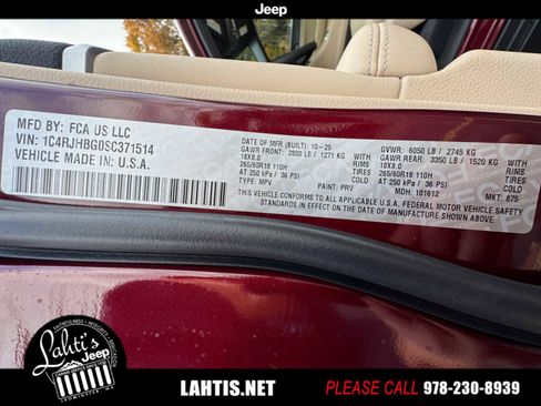 New 2025 Jeep Grand Cherokee Limited image 16