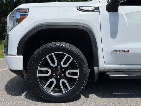Used 2020 GMC Sierra 1500 AT4 w/ AT4 Premium Package AWD/4WD image 7