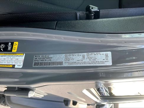 Used 2023 Jeep Wrangler Unlimited w/ Cold Weather Group image 34