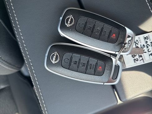 New 2026 Nissan Rogue SV AWD/4WD image 33