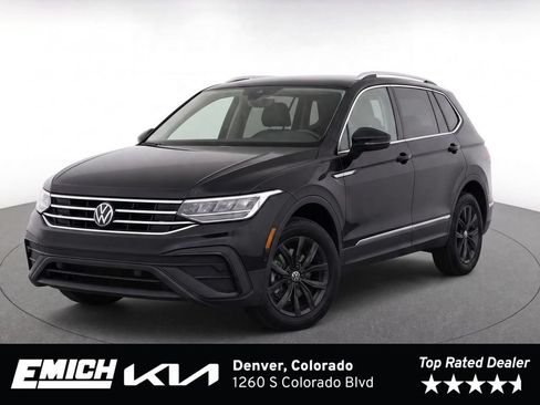 Used 2022 Volkswagen Tiguan SE AWD/4WD image 1