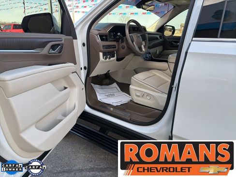 Used 2022 GMC Yukon XL Denali w/ Denali Ultimate Package image 9