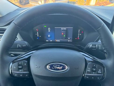 New 2026 Ford Escape SE FWD image 23