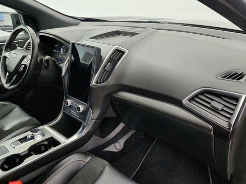 Used 2023 Ford Edge ST image 25