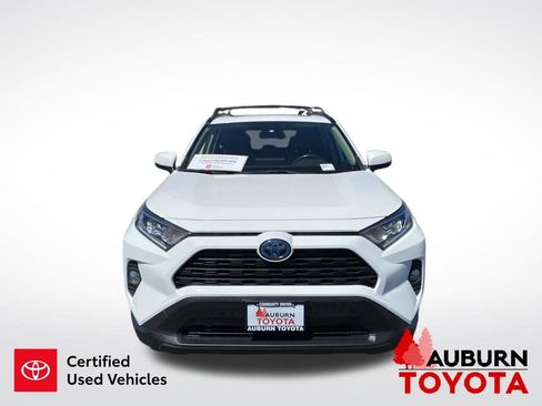 Certified 2021 Toyota RAV4 XLE w/ Convenience Package AWD/4WD image 3