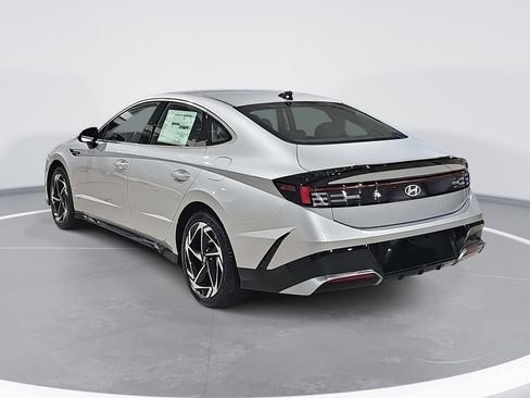 New 2026 Hyundai Sonata SEL FWD image 7