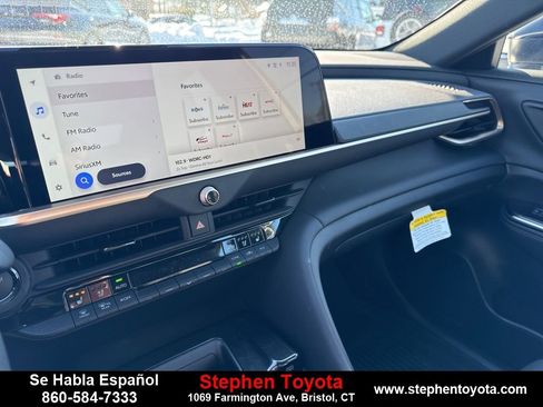 Used 2026 Toyota Crown XLE image 19