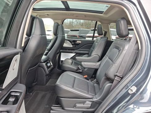 Certified 2023 Lincoln Aviator Reserve w/ Equipment Group 201A AWD/4WD image 10
