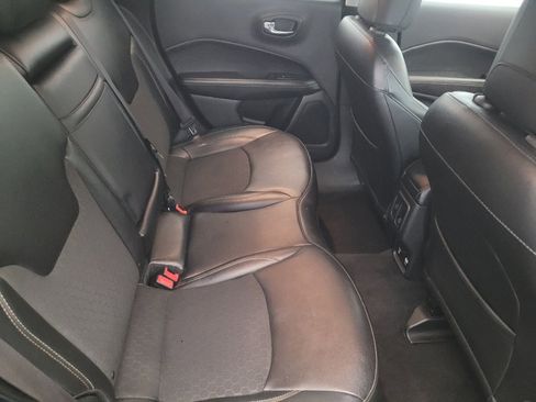 Used 2019 Jeep Compass Latitude w/ Popular Equipment Group image 19