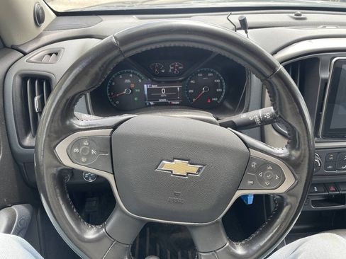 Used 2016 Chevrolet Colorado Z71 AWD/4WD image 32