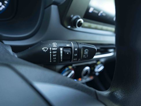 Used 2022 Hyundai Kona SEL FWD image 24