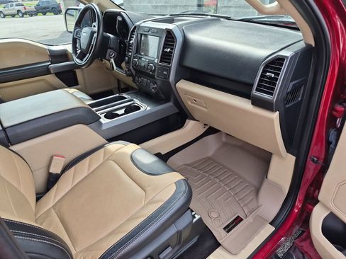 Used 2019 Ford F150 XLT w/ Equipment Group 302A Luxury image 31