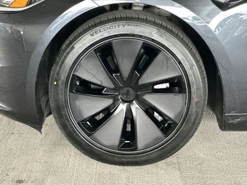 Used 2025 Tesla Model 3 Long Range AWD/4WD image 11