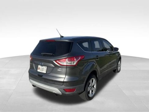 Used 2016 Ford Escape SE AWD/4WD image 3