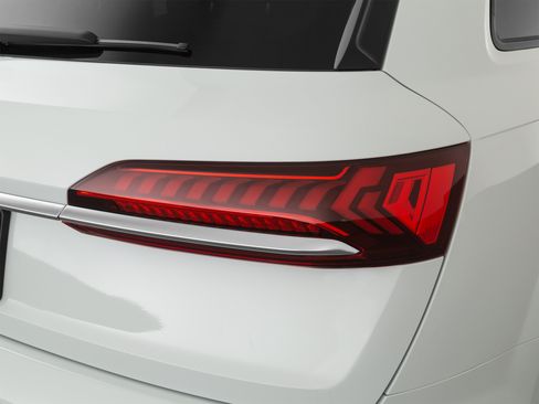 Used 2021 Audi SQ7 Premium Plus AWD/4WD image 56