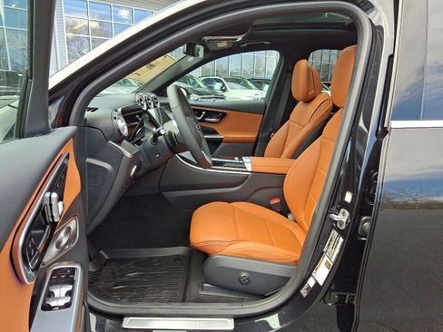 New 2026 Mercedes-Benz GLC 300 4MATIC image 11