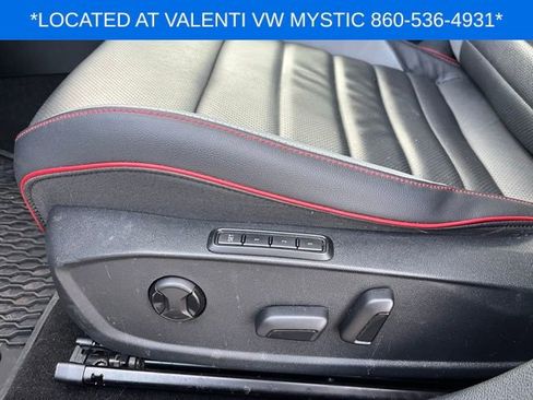 Certified 2024 Volkswagen GTI Autobahn image 33