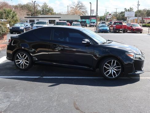 Used 2014 Scion tC image 4