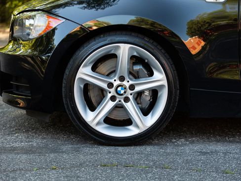 Used 2008 BMW 135i Convertible RWD image 12
