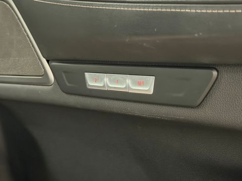 Used 2017 BMW 740i RWD image 56