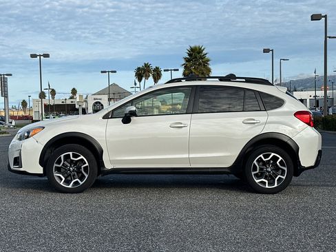 Used 2017 Subaru Crosstrek 2.0i Limited w/ Popular Package #2 image 7