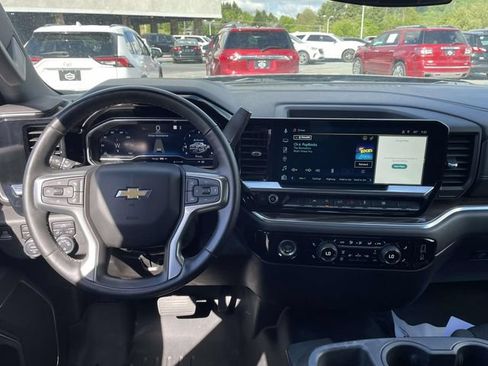 Used 2023 Chevrolet Silverado 1500 LT AWD/4WD image 14