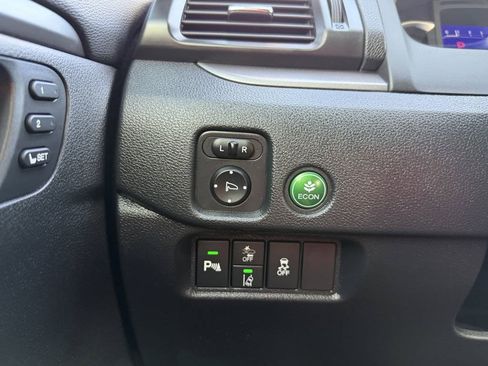 Used 2024 Honda Passport EX-L image 28
