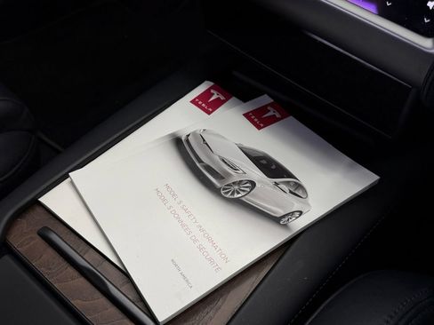 Used 2020 Tesla Model S Long Range Plus AWD/4WD image 18
