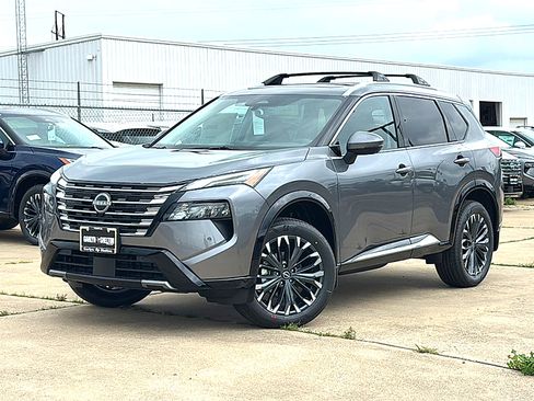 New 2026 Nissan Rogue Platinum AWD/4WD image 2