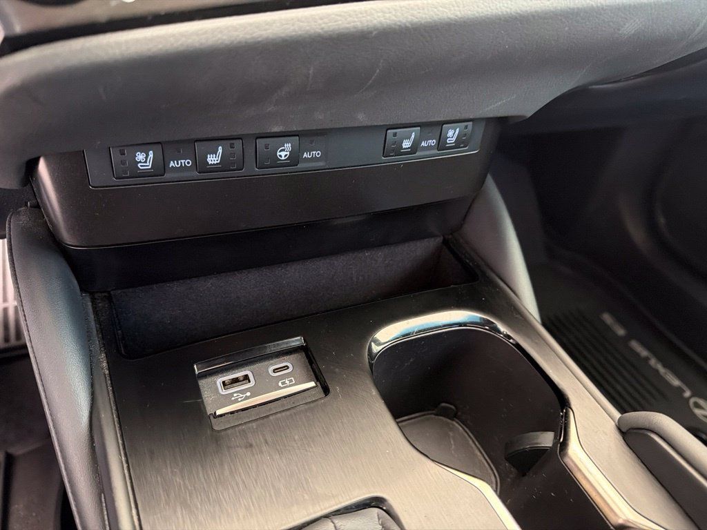 Used 2024 Lexus ES 350 F Sport w/ Accessory Package (Z2) FWD image 48